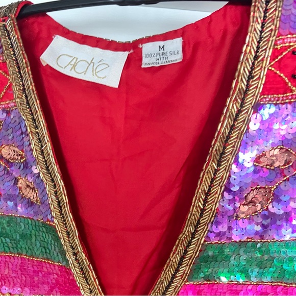 Women's Vintage Red Cache Beaded & Sequined Vest Size Medium Boho Sexy Fun EUC - Picture 3 of 7